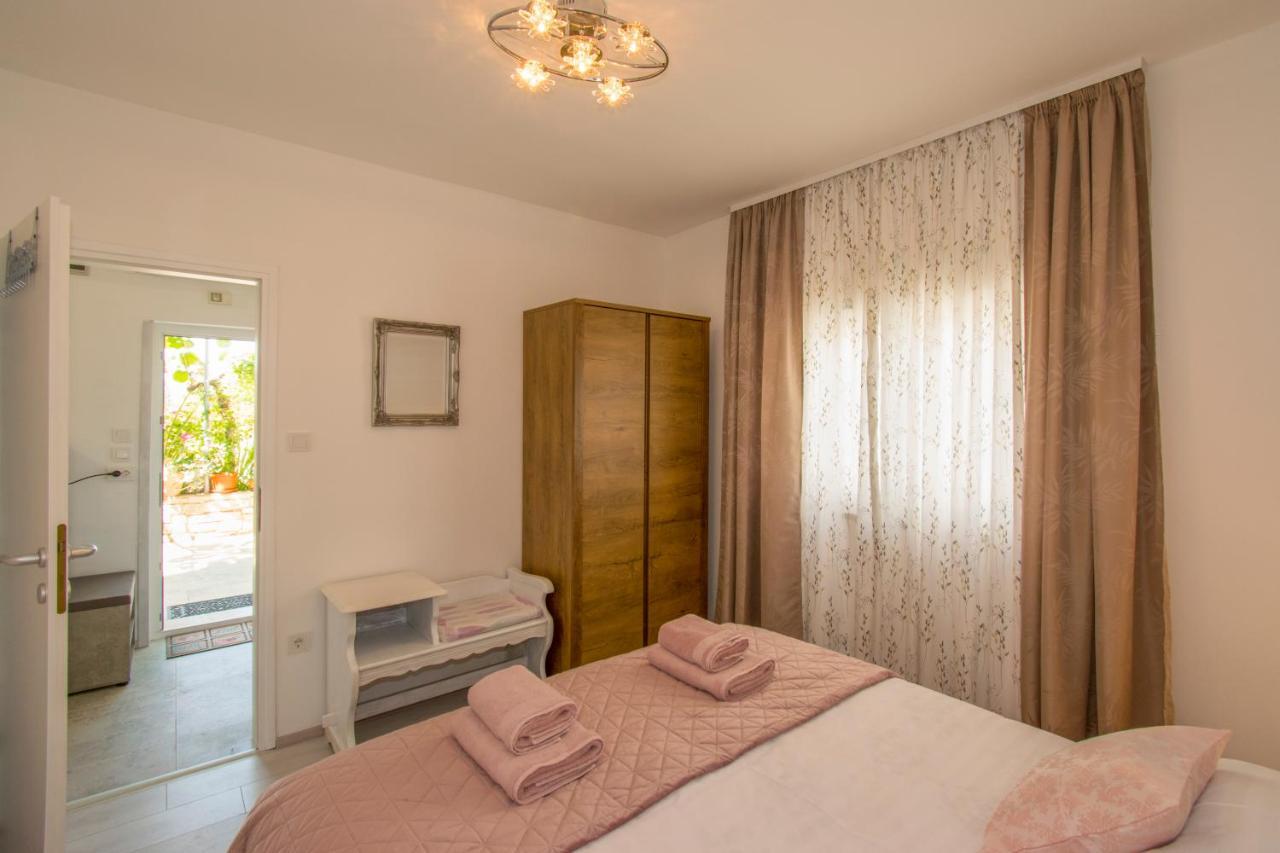 Apartman Enjoy Rovinj Exterior foto